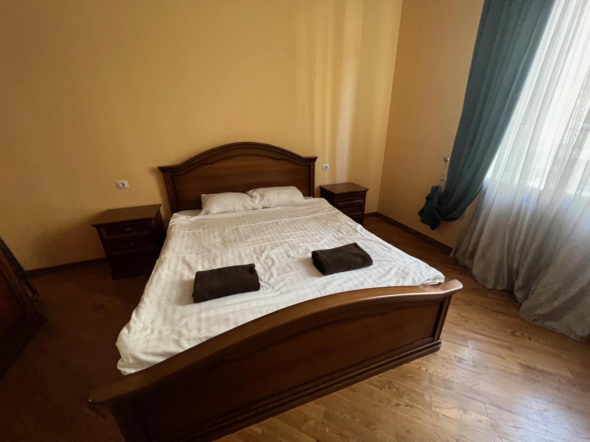 Central House Lviv Kültér fotó