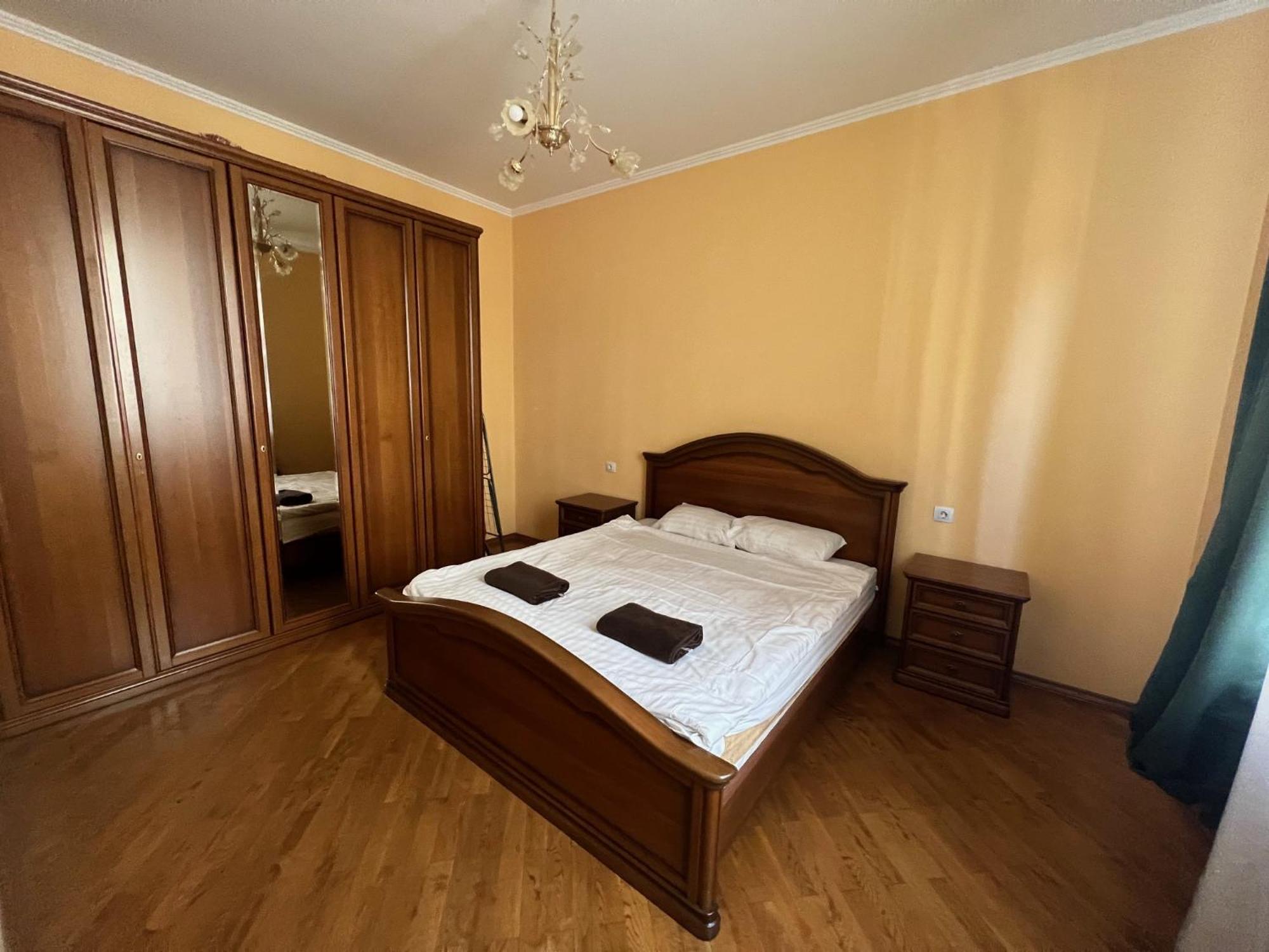 Central House Lviv Kültér fotó